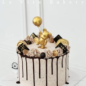 Golden Bear Cake